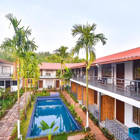 Fabhotel Morjim Bliss - 500M From Morjim Beach מראה חיצוני תמונה